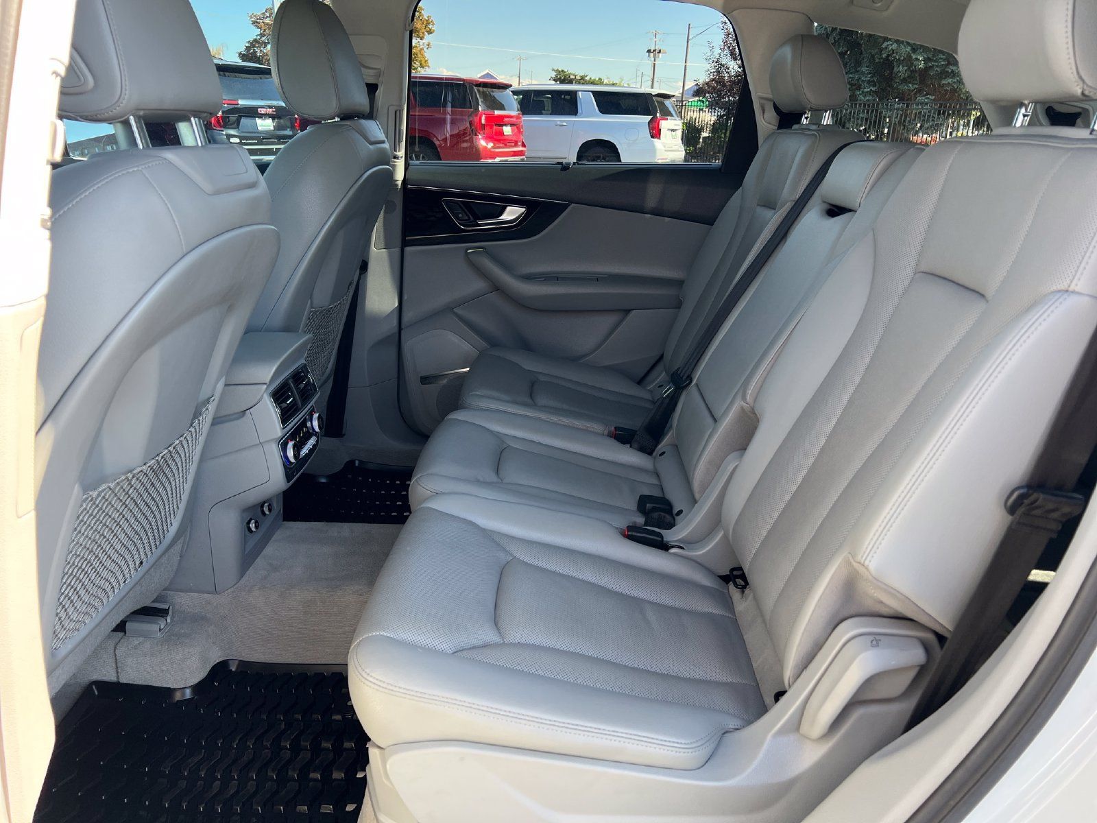 Used 2019 Audi Q7 3.0T Prestige w/ Prestige Package AWD/4WD image 26
