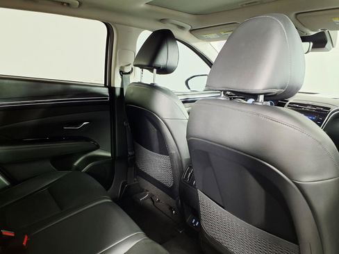 Certified 2022 Hyundai Tucson SEL w/ Convenience + Premium Package FWD image 11