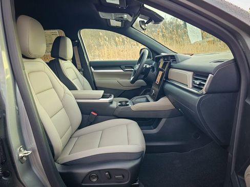 New 2026 GMC Terrain Elevation w/ Elevation Premium Package image 43