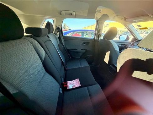 Used 2023 Nissan Rogue SV image 16