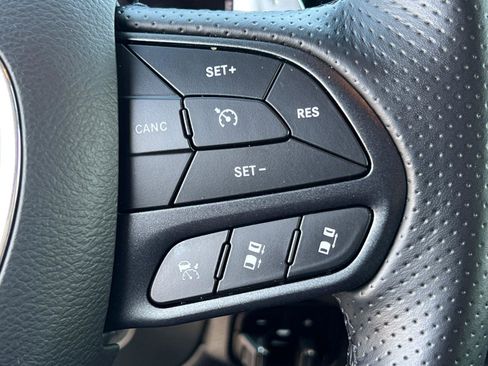 Used 2025 Dodge Durango GT AWD/4WD image 26