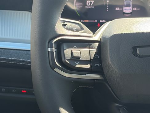 New 2026 Jeep Cherokee Laredo AWD/4WD image 17