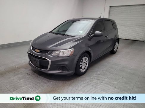 Used 2020 Chevrolet Sonic LT FWD image 1