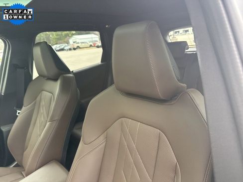 Certified 2025 BMW X3 M50 w/ Premium Package image 3