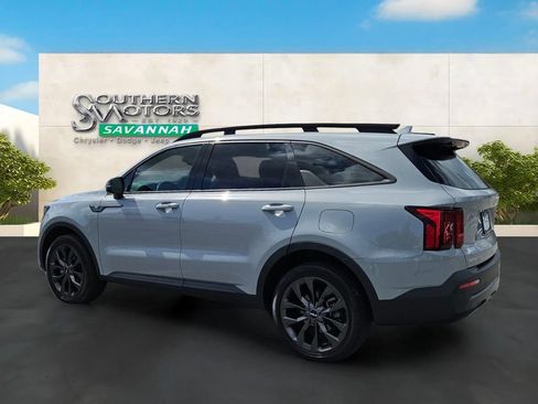 Used 2023 Kia Sorento X-Line EX AWD/4WD image 3