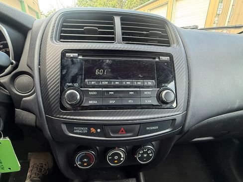 Used 2015 Mitsubishi Outlander Sport ES FWD image 15