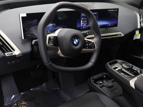 New 2026 BMW iX xDrive60 w/ Premium Package image 6