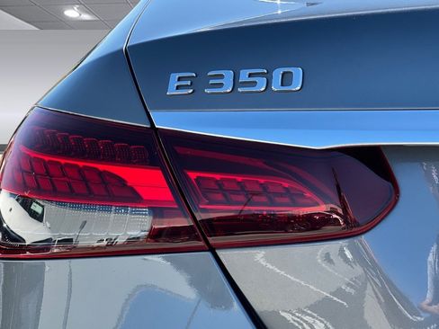 Used 2021 Mercedes-Benz E 350 Sedan image 27