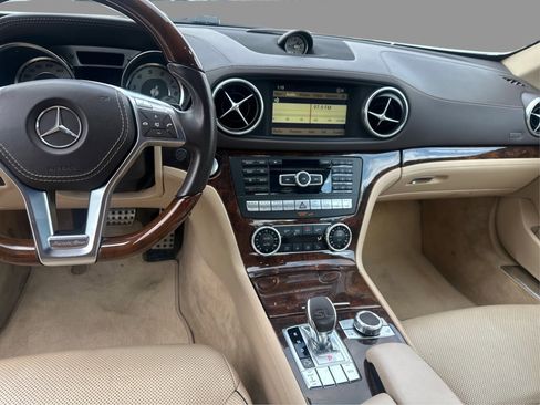 Used 2013 Mercedes-Benz SL 550 image 33