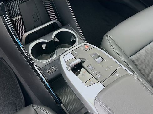 New 2026 BMW X2 xDrive28i w/ Convenience Package image 15