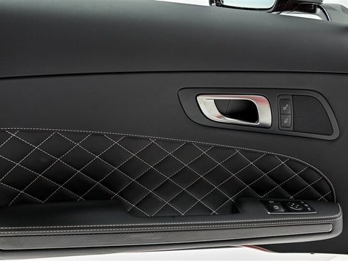 Used 2015 Mercedes-Benz SLS AMG GT Final Edition image 18