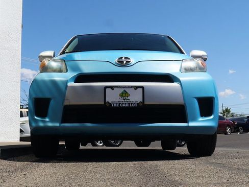 Used 2014 Scion xD image 17