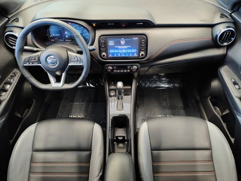 Used 2021 Nissan Kicks SR w/ SR Premium Package image 17
