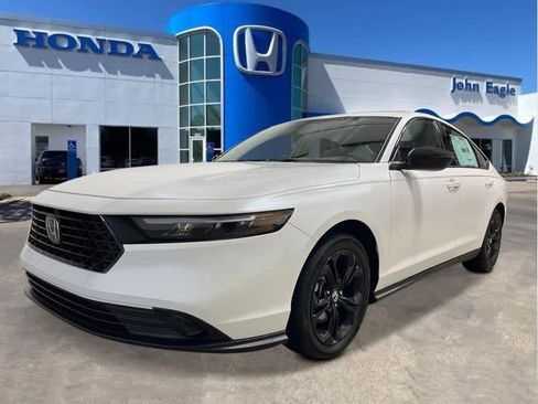 New 2025 Honda Accord SE image 1