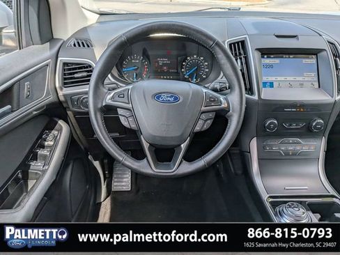 Used 2019 Ford Edge SEL FWD image 16