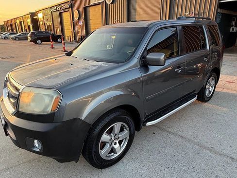 Used 2011 Honda Pilot EX image 16