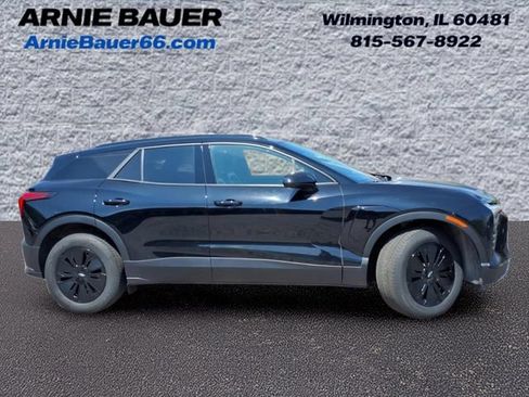 Used 2025 Chevrolet Blazer EV LT FWD image 4