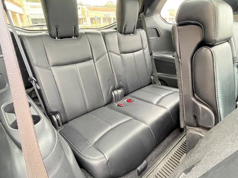 Used 2015 Nissan Pathfinder Platinum image 27