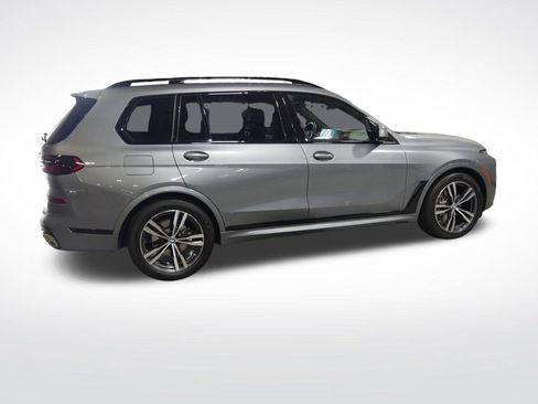 Used 2023 BMW X7 xDrive40i w/ M Sport Package AWD/4WD image 6