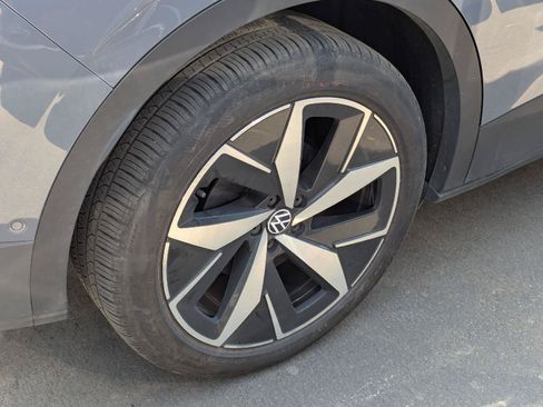 Used 2023 Volkswagen ID.4 Pro S AWD/4WD image 7