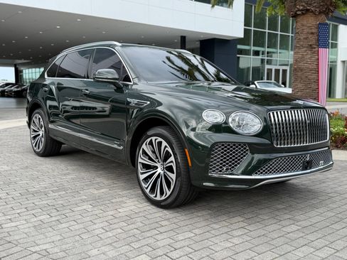 Certified 2024 Bentley Bentayga Extended Wheelbase AWD/4WD image 15