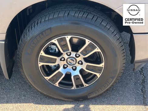 Certified 2021 Nissan Titan SV w/ SV Convenience Package AWD/4WD image 8