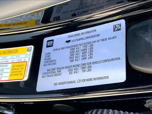 Used 2024 Cadillac Escalade ESV Sport w/ LPO, ONYX Package AWD/4WD image 33