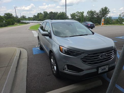 Used 2024 Ford Edge Titanium AWD/4WD image 1