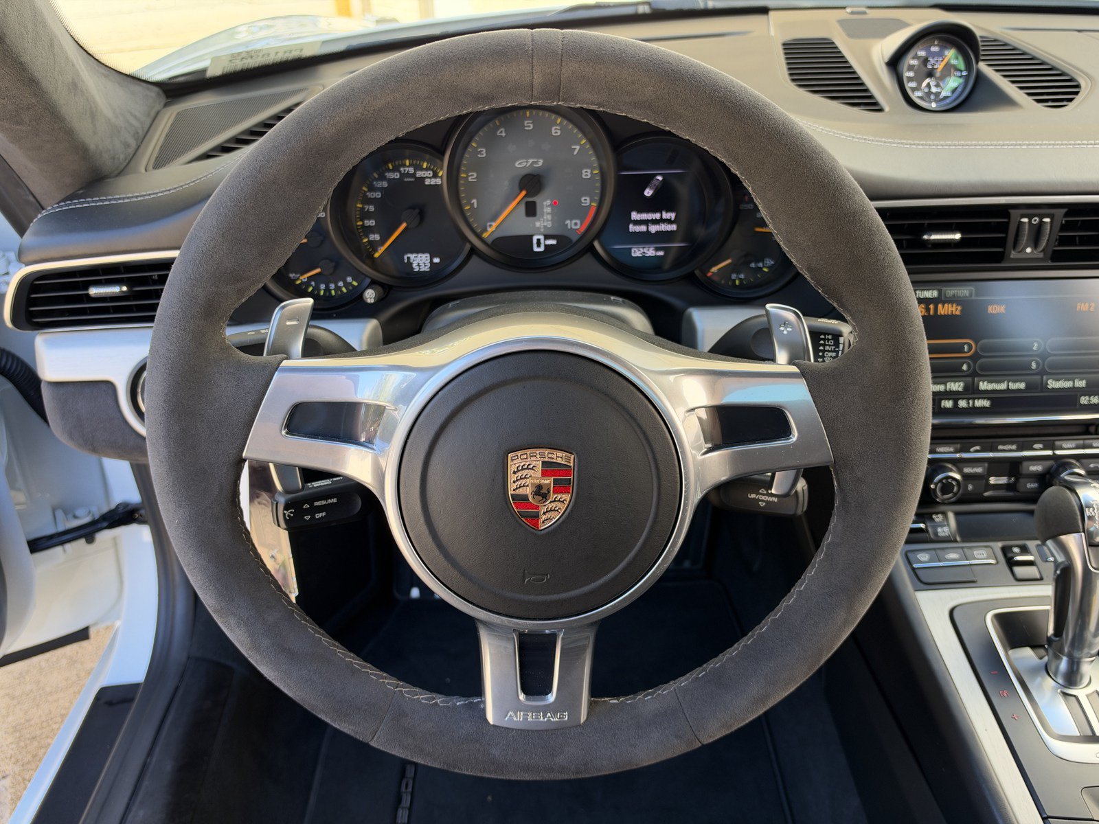 Used 2015 Porsche 911 GT3 RWD image 16