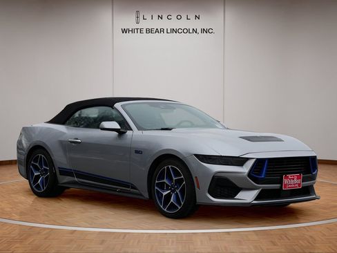 Used 2024 Ford Mustang GT Premium w/ GT Performance Package image 3