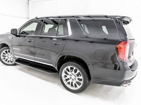 Used 2021 GMC Yukon Denali w/ LPO, Illumination Package RWD image 3