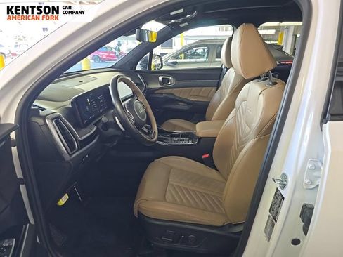 Used 2024 Kia Sorento SX Prestige w/ Olive Brown Leather Package AWD/4WD image 4