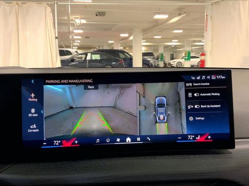 New 2026 BMW 330i xDrive 330i NA xDrive w/ Premium Package image 18