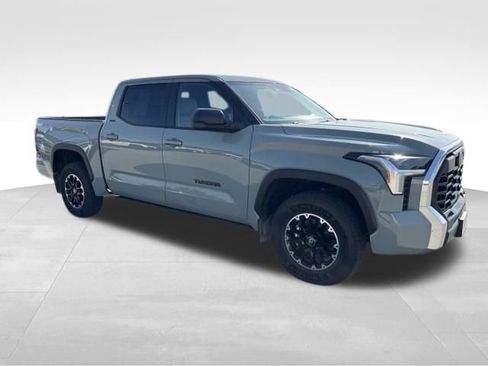 Used 2026 Toyota Tundra SR5 w/ TRD Off-Road Premium Package AWD/4WD image 7