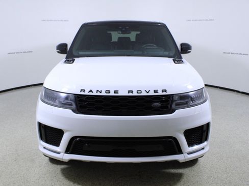 Used 2020 Land Rover Range Rover Sport HST image 2