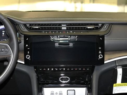 New 2026 Jeep Grand Cherokee Altitude AWD/4WD image 14