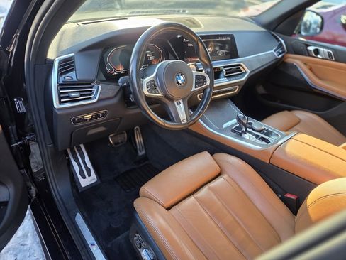 Used 2019 BMW X5 xDrive40i w/ M Sport Package image 14