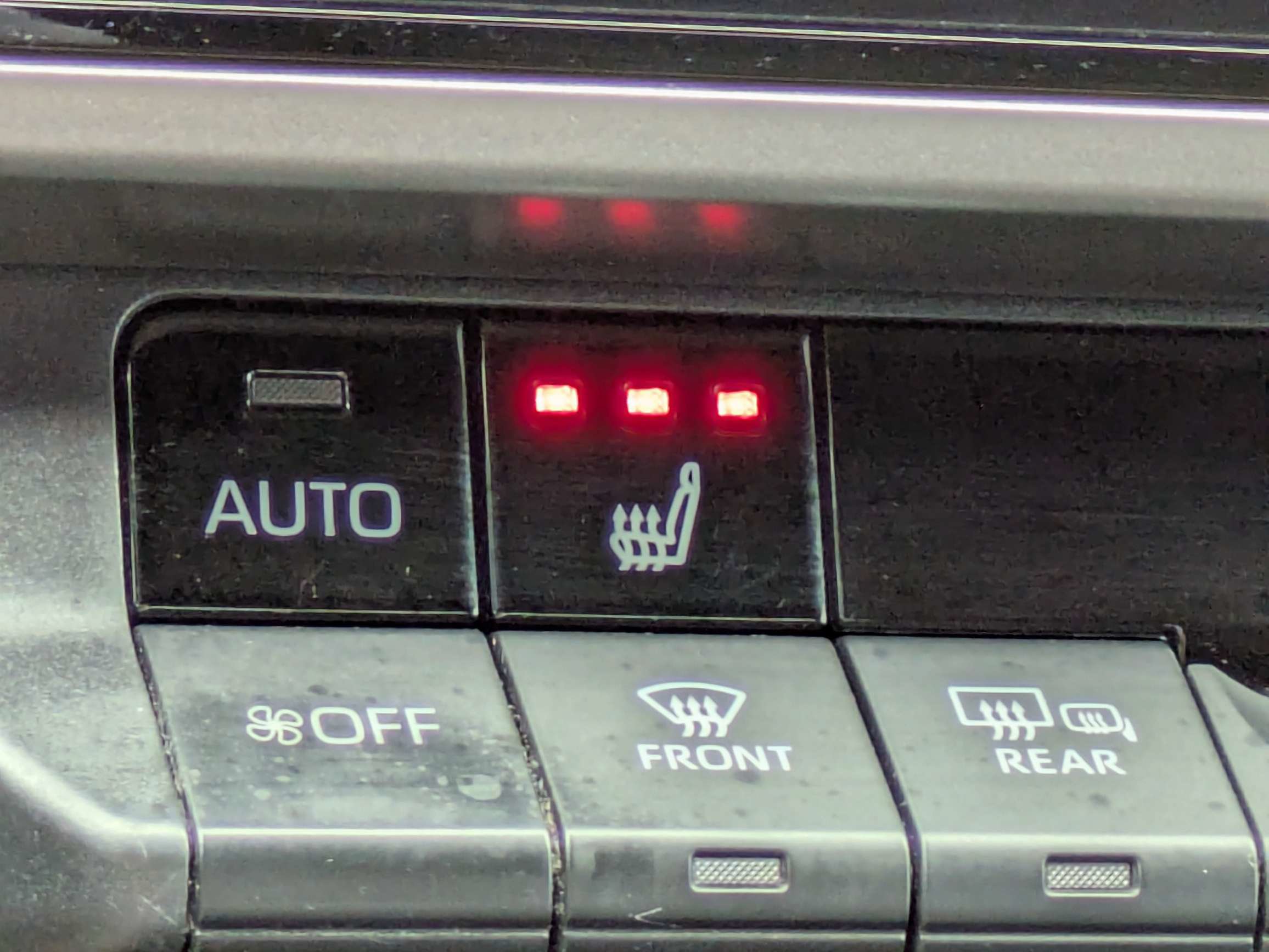 Used 2025 Toyota Camry XSE FWD image 26