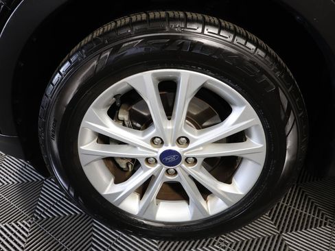 Used 2018 Ford Escape SE FWD image 27