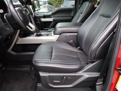Used 2019 Ford F150 Lariat w/ Equipment Group 502A Luxury AWD/4WD image 19