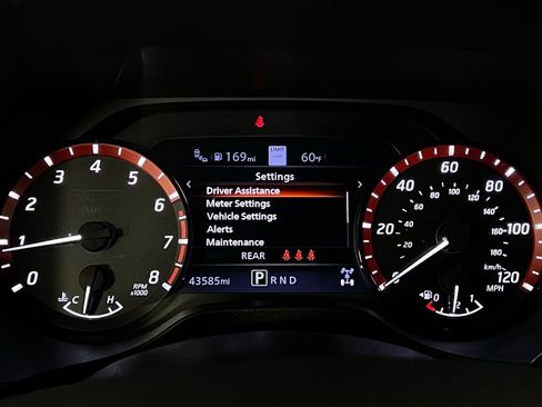 Used 2023 Nissan Titan PRO-4X w/ Pro-4x Utility Package image 15