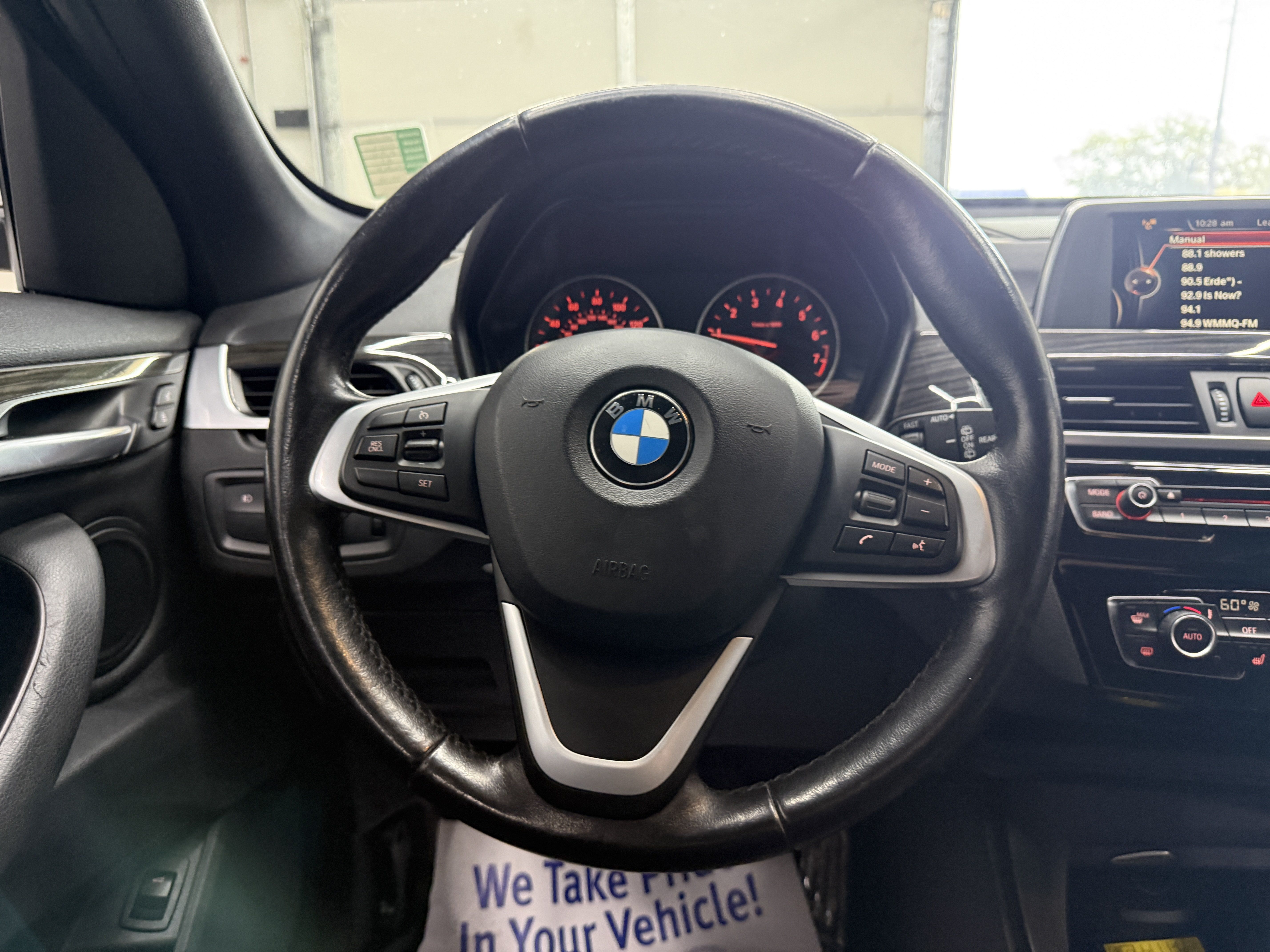 Used 2017 BMW X1 xDrive28i AWD/4WD image 12