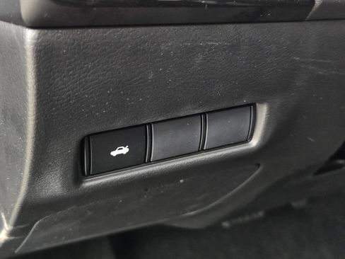New 2026 Nissan Sentra SV FWD image 17
