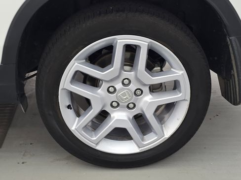 Certified 2025 Honda Passport EX-L image 32