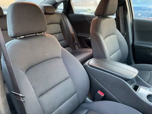 Used 2025 Chevrolet Malibu LT image 14