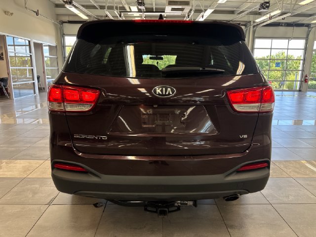 Used 2016 Kia Sorento LX AWD/4WD image 12