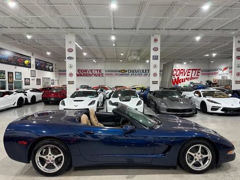Used 2001 Chevrolet Corvette Convertible w/ Preferred Equipment Group2 RWD image 6