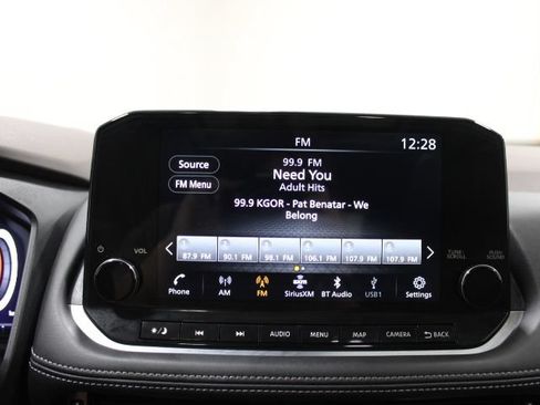 Used 2023 Nissan Rogue Platinum AWD/4WD image 4