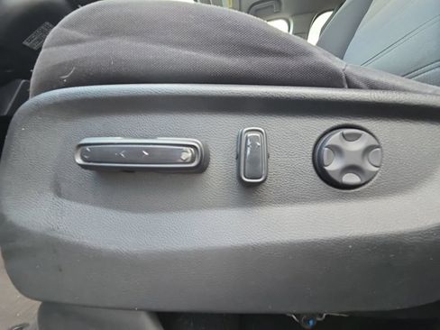 Used 2020 Honda CR-V EX image 19