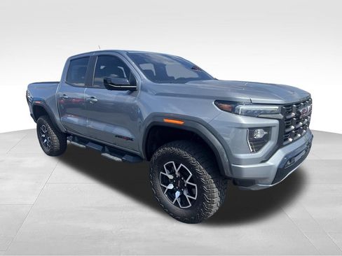 Used 2024 GMC Canyon AT4X AWD/4WD image 17